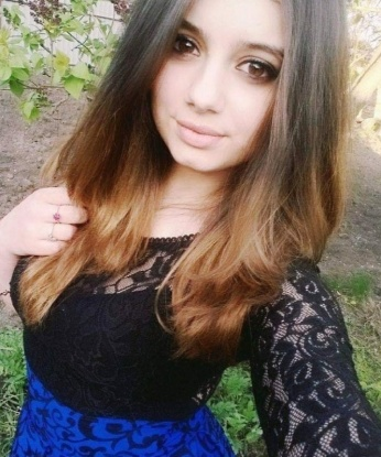 Я опытная индивидуалка, которая любит удовлетворять своих клиентов. В моих руках каждый мужчина ощущает себя королем. Моя нежная кожа и соблазнительные формы приведут тебя в экстаз. Я прекрасно знаю все техники наслаждения и готова подарить тебе незабываемые эмоции. В моем арсенале есть множество аксессуаров для игр на любой вкус. Я обладаю магическими руками и умелым языком, готовыми удовлетворить все твои желания. Мои услуги уникальны и насыщены страстью и нежностью. Я знаю, что ты искал, и могу дать тебе то, о чем ты только мечтал. Не упусти свой шанс испытать настоящий райское блаженство. Мои отзывы говорят о моей незабываемой красоте и навыках. Я живу в Москве и готова принять приятного джентльмена в своих апартаментах. Смотри мои фото и позвони мне, и я обещаю, что ты не пожалеешь о своем выборе. 😘💋🔥 13791, 27 лет